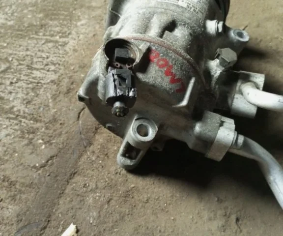 Компрессор кондиционера для Skoda Rapid I NH3 2012-2017 на фотографиях