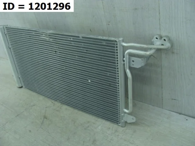 Радиатор кондиционера для Skoda Rapid I rest NH3 2017-2020 на фотографиях