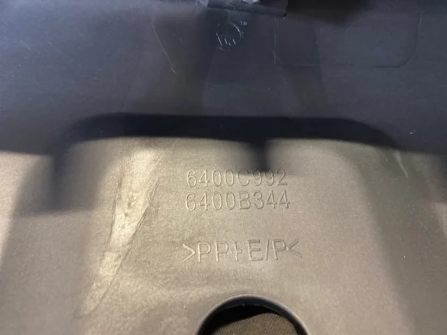 Спойлер переднего бампера для Mitsubishi Pajero Sport KH0 2008-2013 на фотографиях