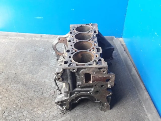 Блок цилиндров для Opel Zafira B 2005-2015 на фотографиях