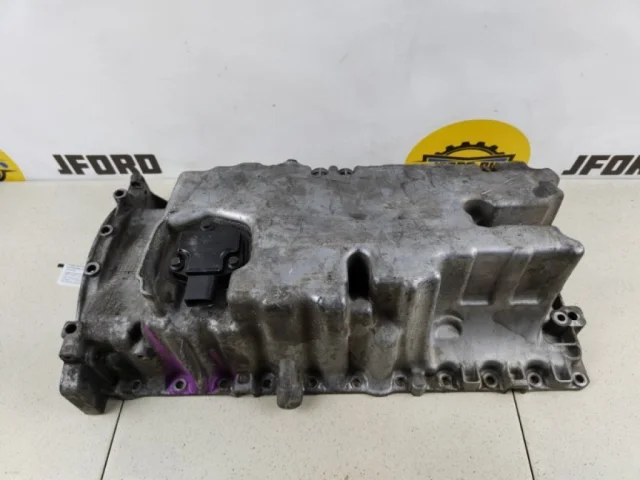 Поддон картера для Volvo C30 MK 2006-2013 на фотографиях