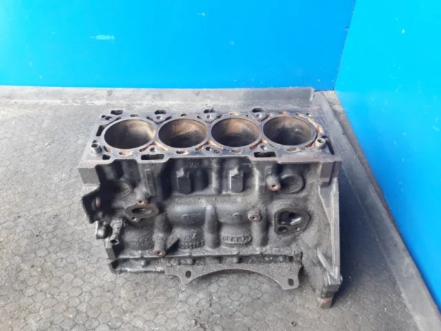 Блок цилиндров для Opel Zafira B 2005-2015 на фотографиях