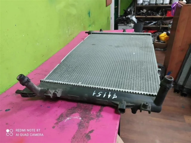 Радиатор охлаждения ДВС для Volkswagen Golf VI (5K) (3dr) 2008-2012 на фотографиях