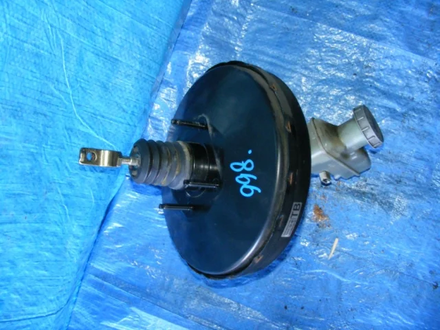 Главный тормозной цилиндр для Suzuki Grand Vitara 2005-2014 на фотографиях