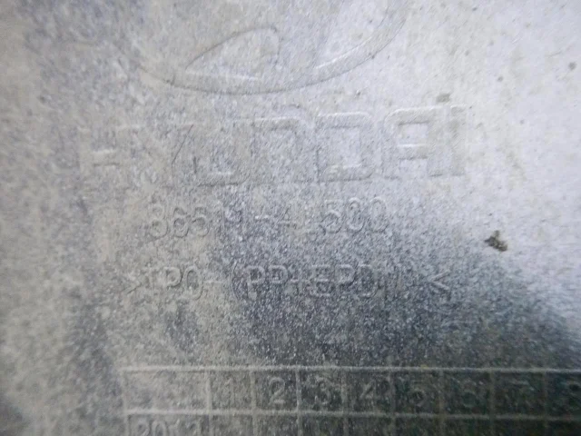 Крыло левое для Hyundai Solaris 1 рестайлинг 2014-2017 на фотографиях