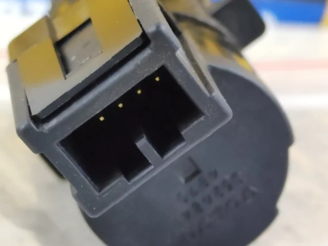 Датчик температуры окружающей среды для Volvo C30 MK 2006-2013 на фотографиях