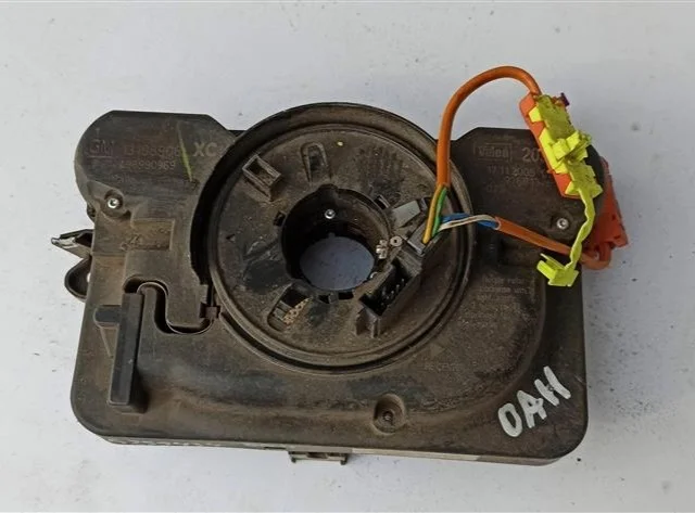 Подрулевой шлейф для Opel Zafira B 2005-2015 на фотографиях