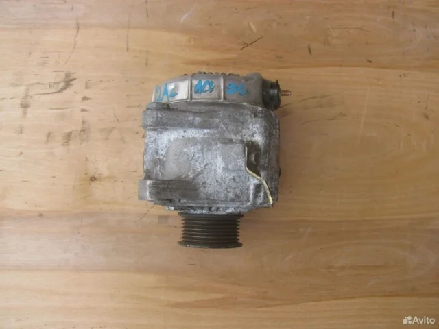 Генератор для Toyota RAV4 XA20 2000-2005 на фотографиях