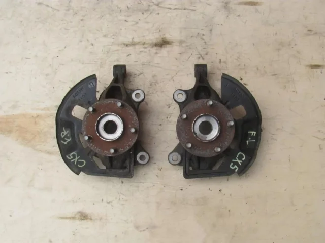 Кулак поворотный правый для Mazda CX 5 KF 2017 на фотографиях