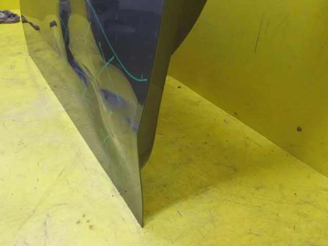 Двери для Mercedes-Benz A class W177 2018-2022 на фотографиях