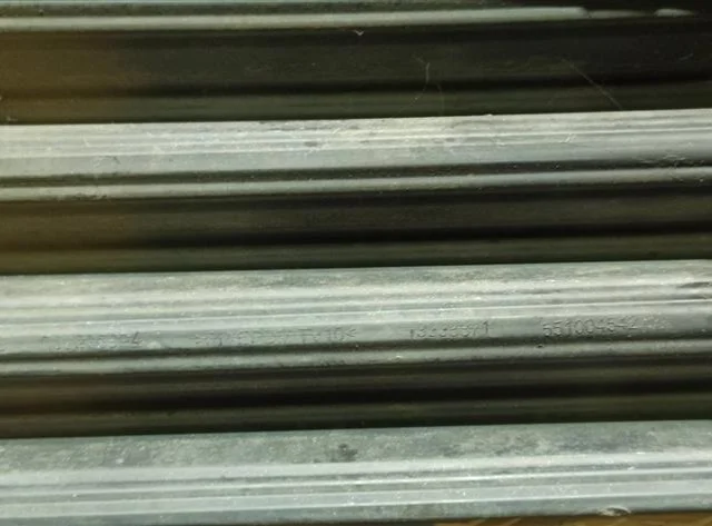 Рамка ПТФ правая для Opel Insignia Седан A 2008-2017 на фотографиях