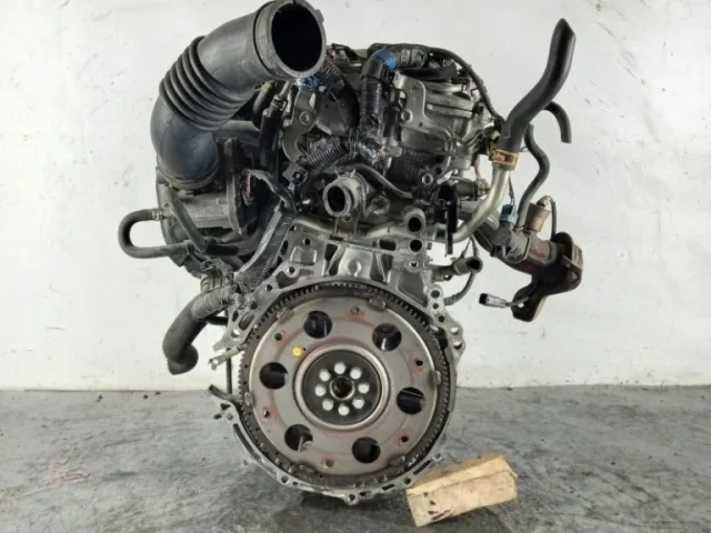 Двигатель для Toyota RAV4 XA40 2013-2015 на фотографиях