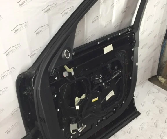 Дверь передняя правая для Land Rover Range Rover Sport L494 2013-2017 на фотографиях