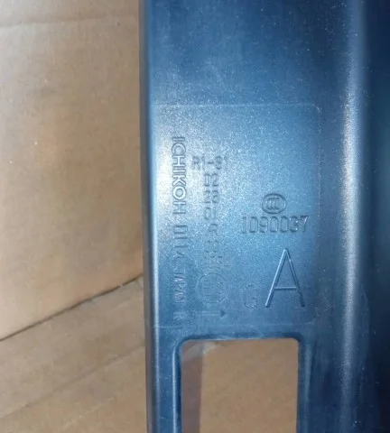 Фонарь правый для Subaru Forester SJ 2013-2016 на фотографиях