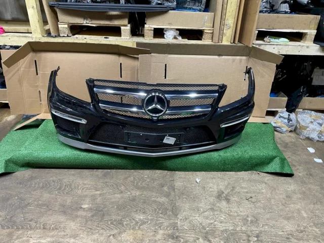 Бампер для Mercedes-Benz GL class X166 2012-2016 на фотографиях