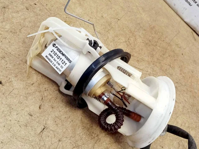 Топливный насос для BMW 3er Е46 1998-2007 на фотографиях