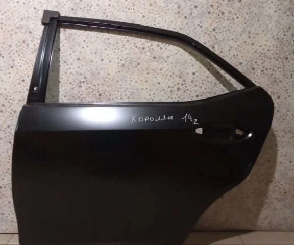 Дверь задняя левая для Toyota Corolla E140/E150 Седан 2006-2013 на фотографиях