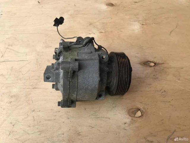 Компрессор кондиционера для Mitsubishi Pajero Sport KH0 2008-2013 на фотографиях