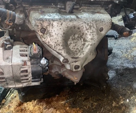 Двигатель без навесного для Nissan Serena C23 1994-1999 на фотографиях