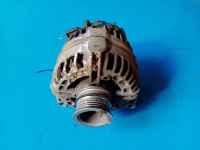 Генератор для Opel Zafira B 2005-2015 на фотографиях