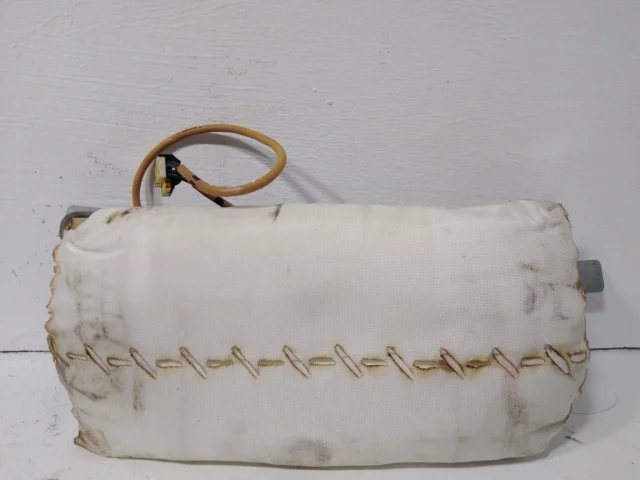 Подушка безопасности пассажира для BMW X5 Е53 1999-2006 на фотографиях