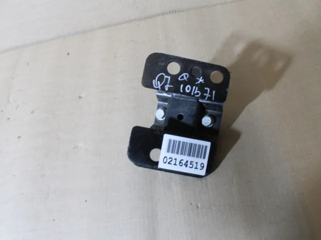 Усилитель заднего бампера для Audi Q7 4L 2005-2015 на фотографиях