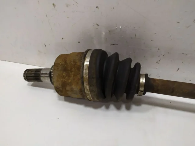 Привод передний левый для Hyundai Solaris 1 RB (2011-2013) на фотографиях