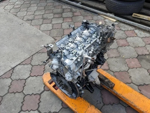 Двигатель для Mercedes-Benz Vito W447 Vito 2014-2022 на фотографиях