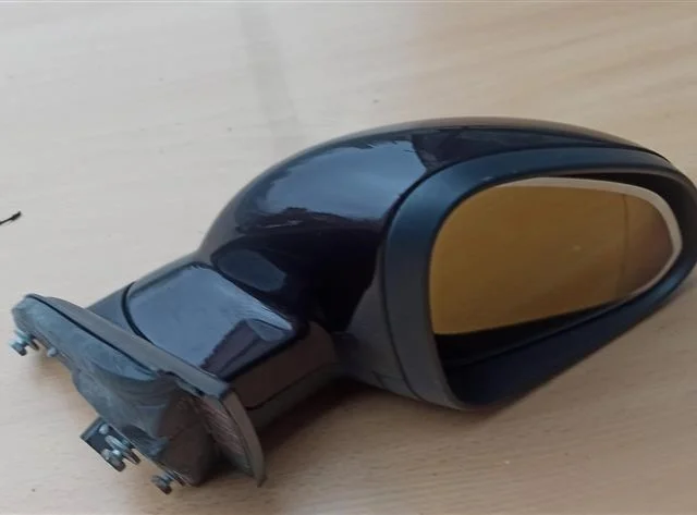 Зеркало боковое правое для Opel Insignia Седан A 2008-2017 на фотографиях
