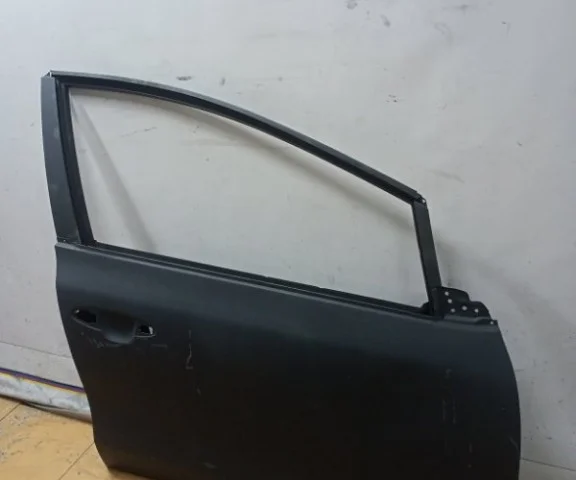 Дверь передняя правая для Kia Ceed 1 ED rest 2010-2012 на фотографиях