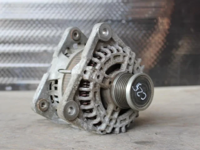 Генератор для Nissan X-Trail T31 RU 2007-2014 на фотографиях