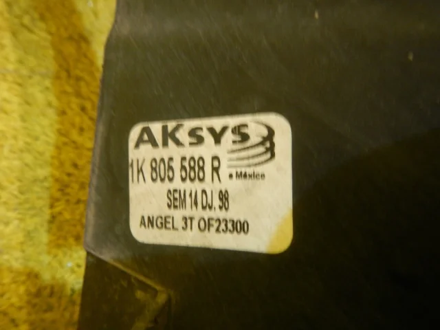 Панель радиатора (телевизор) для Volkswagen Golf VI (5K) 2008-2012 на фотографиях