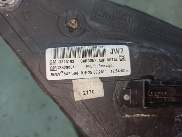 Зеркало боковое левое для Opel Insignia Седан A 2008-2017 на фотографиях