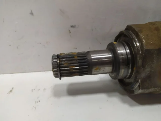 Привод задний левый для Hyundai Solaris 1 RB (2011-2013) на фотографиях