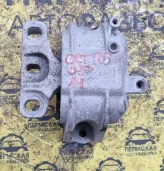 Опора двигателя правая Octavia (A5 1Z) 2004-2013 (1K0199262AJ)