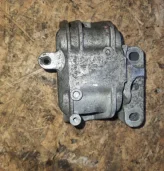 Опора двс Audi A3 2009 8P1 (1k0199262k)