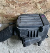 Корпус воздушного фильтра Volkswagen Golf 6 (1K0129607AL)