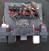 Блок бортовой сети 3C0937049Q 2.0 Турбо бензин V (3C0937049Q,3C0937049AG,3C0937049AL,3C0937049S,3C8937049AB,3C8937049AC,3C8937049F,3C8937049S)