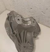 Кронштейн двигателя левый 4F0199351H Audi (4F0199351H,)