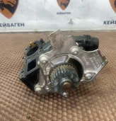 Помпа Volkswagen Jetta 2009 5 (06H121010A, 06H121026DD, 06H121010A)