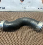 Патрубок интеркулера Volkswagen Touran 2009 1T (1K0145832B)