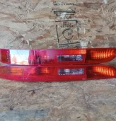 Катафот бампера AUDI Q3 2013 8UB (8U0945095, 8U0945096)