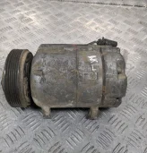 Компрессор кондиционера Volkswagen Golf 4 AKL 1.6 (1J0820803G)