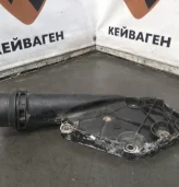 Фланец системы охлаждения Audi A6 2006 C6 (06E121168, 06E121161T, 06E121168)