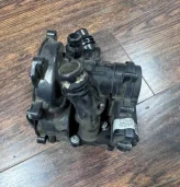 Корпус термостата AUDI Q5 8R (06L121111J, 06L121012A, 06L121111H, 06L121111P, 06L121111J, 06L121600D, 06L121111E, 06L121111K, 06L121111F, 06L121111L)