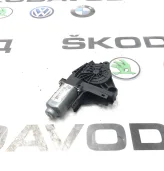Мотор стеклоподъемника Skoda Octavia RS 2010 1T0959702R A5 (1Z) 2.0 CCZA, передний правый (1T0959702R, 1T0959702S)