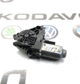 Мотор стеклоподъемника Skoda Octavia RS 2012 1T0959702R A5 (1Z) 2.0 CCZA, передний правый (1T0959702R, 1T0959702S)