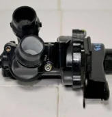 Водяной насос в сборе с термостатом AUDI A4 2008+ 06H121026BA B8 (06H121026BA, 06H121026CF)