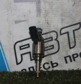Форсунка топливная Audi A3 II 06H906036F 8PA CDAA (06H906036F, 0261500057)