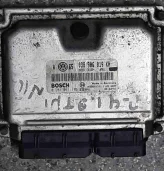 Блок управления двигателем Volkswagen Golf Golf IV (1J) 1997-2004 1997 1,9 TDi Дизель АКПП Универсал. (0281011195, 038906019KH)
